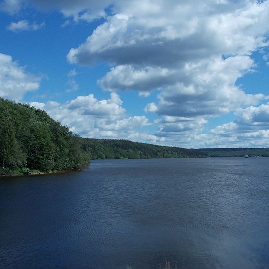 Verkhnesvirsk Reservoir