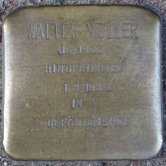 Stolperstein en memoria de Walter Möller