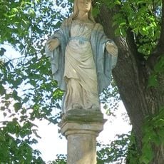 Sloup se sochou Panny Marie