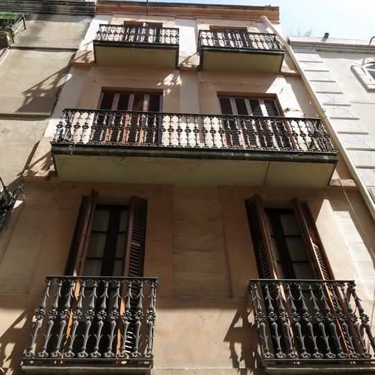 House in carrer Sant Sebastià, 5