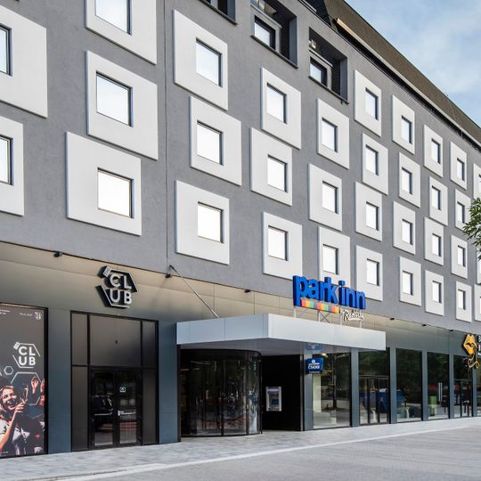 Park Inn by Radisson Danube Bratislava