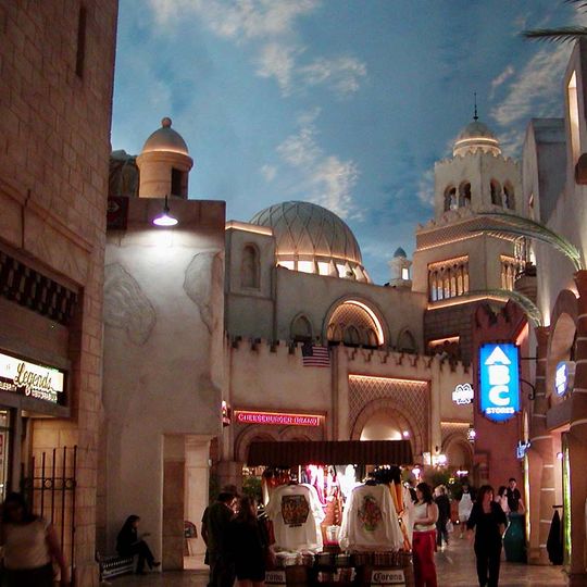 Miracle Mile Shops