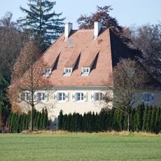 Ehemals Gräflich Arco-Valley`sches Forsthaus