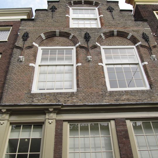 Steegoversloot 64, Dordrecht