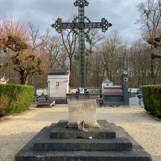 Croix du cimetière du Bois Bourillon