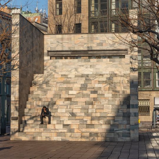 Monument to Sandro Pertini