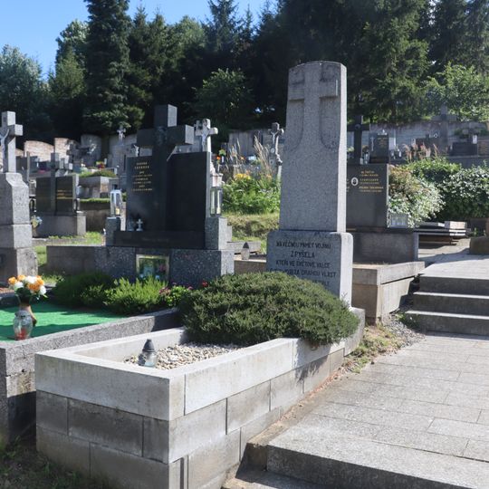 Památník obětem 1. sv. války na hřbitově v Pyšeli