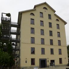 Former spinning and weaving mill