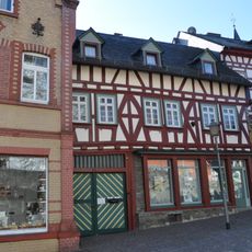 König-Adolf-Platz 11