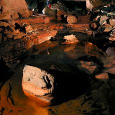 Cueva Ojos de Cristal