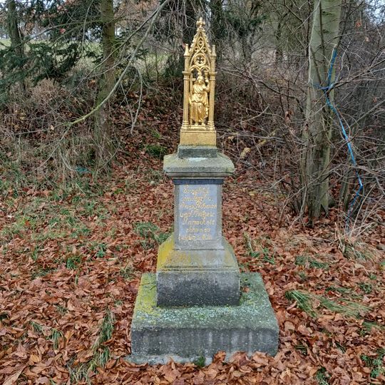 Kříž jižně od Líšťan