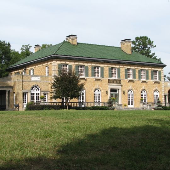 Walter McCanless House
