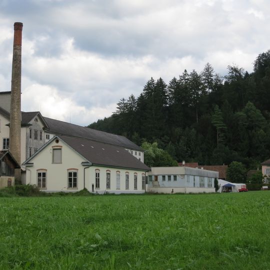 Fabrikanlage mit Villen
