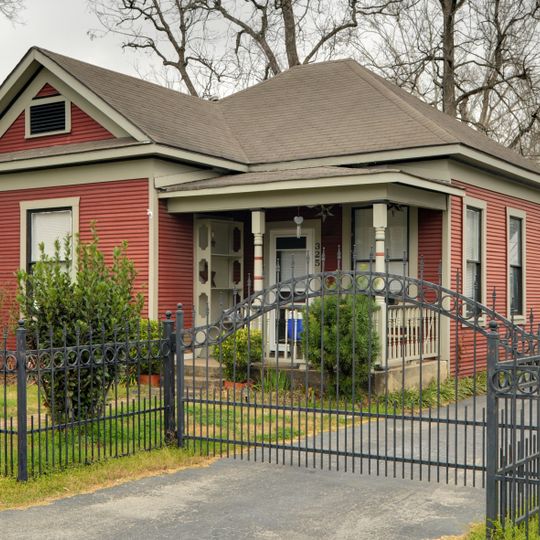 Ben C. and Jenetter Cyrus House