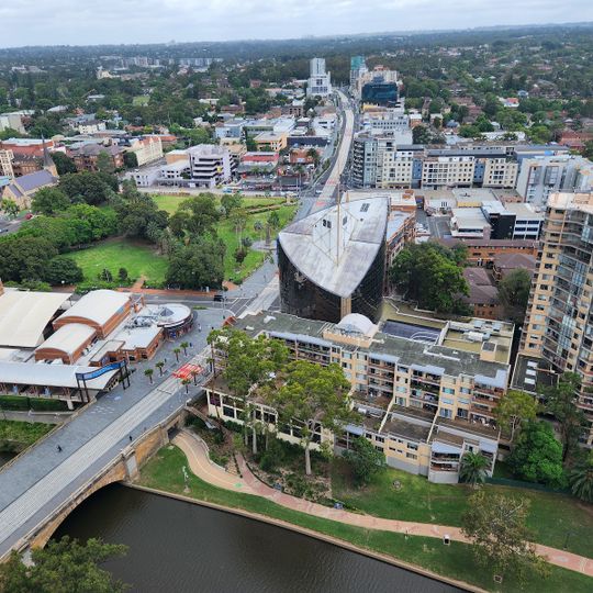 Meriton Suites Church Street, Parramatta