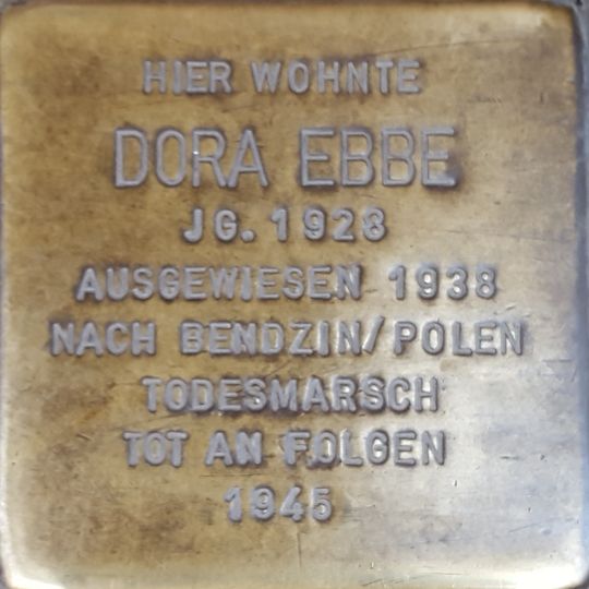 Stolperstein en memoria de Dora Ebbe