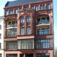 Wohn- und Geschäftshaus Chausseestraße 123