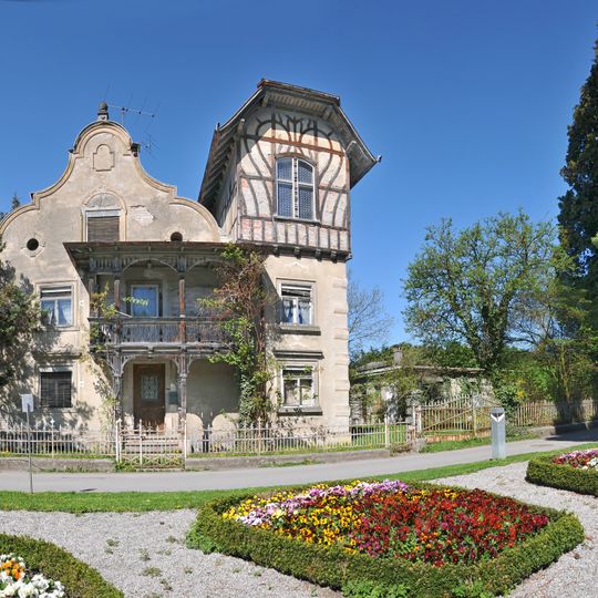 Villa Häusle, Wohngebäude und Stickereigebäude