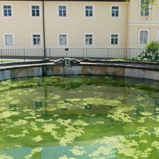 Einzeldenkmal der Sachgesamtheit Schloss Hubertusburg: Pferdeschwemme Hubertusburg 11