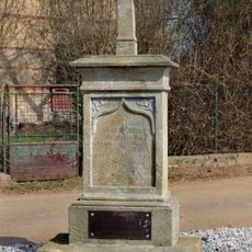 Kříž na křižovatce v Nové Vsi