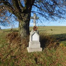 Kříž u cesty od nového hřbitova v Kamenici