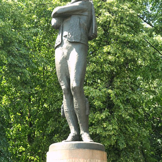 Feodor Volkov Monument‎