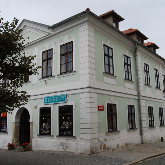 Alšovo náměstí 16