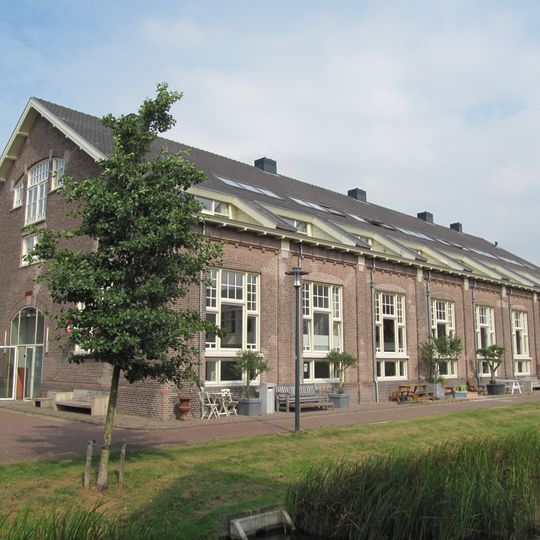 Ripperdakazerne: tweede overdekte rijbaan