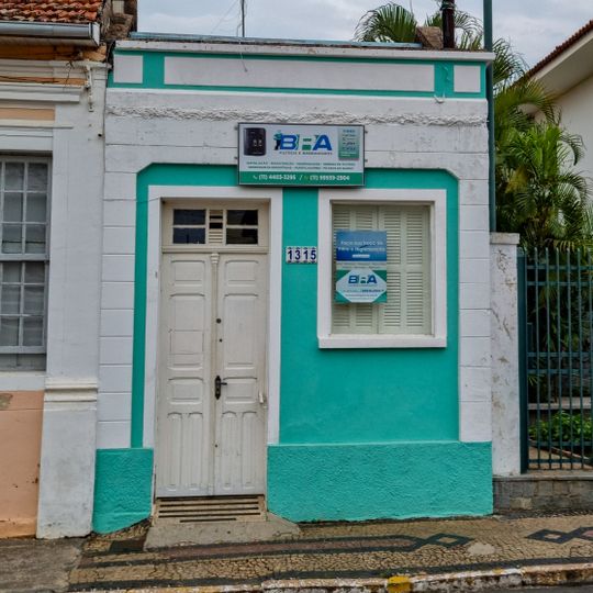 Building at Rua Floriano Peixoto, 1315
