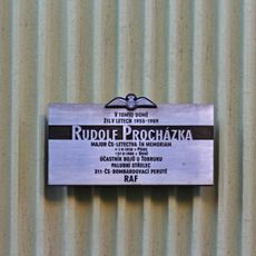Pamětní deska Rudolfa Procházky na domě Smetanova 764/47 v Brně