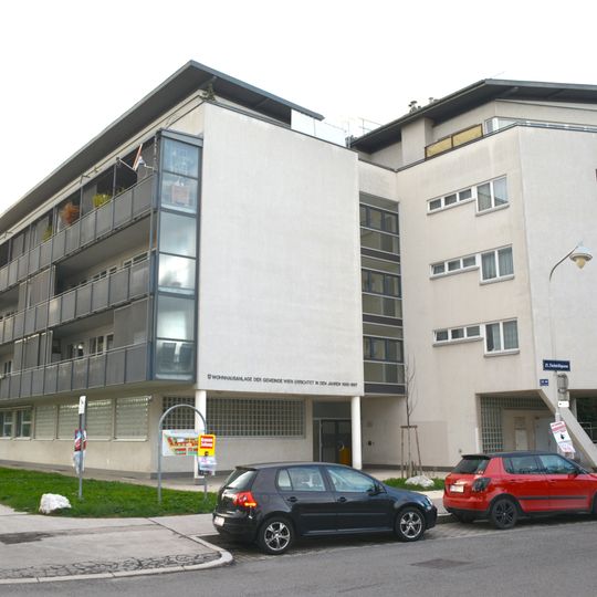 Wohnhausanlage Viehtriftgasse 9, 11, 12, 14