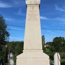 Monument aux morts de Grand-Corent