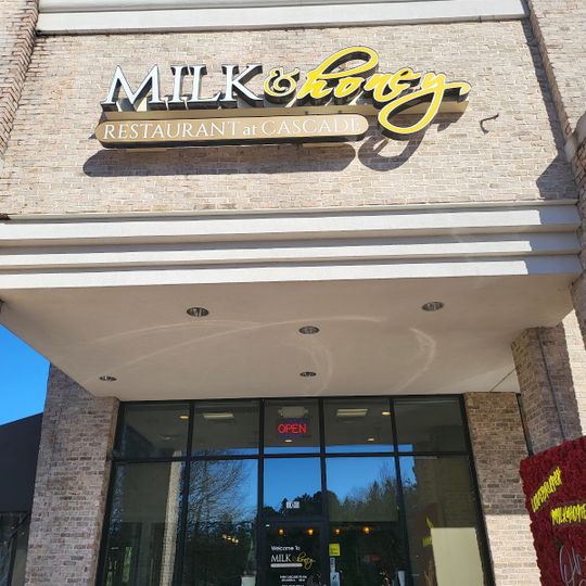 Milk and Honey Restaurant at Cascade