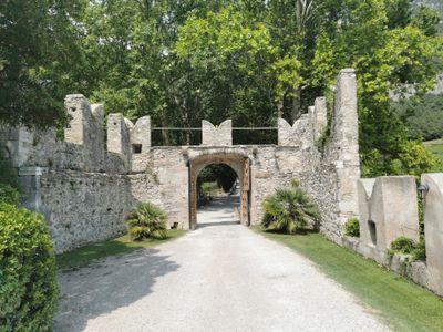 Entrance 2