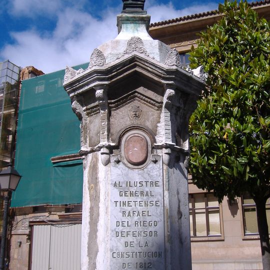 Monumento a Rafael del Riego