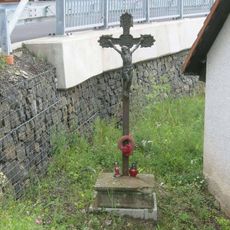 Kříž v Horní Krupce u odbočky na starou hornickou stezku