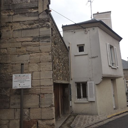 Maison, 8 rue de l'Hôtel-de-Ville, 4 cour de l'Abbaye