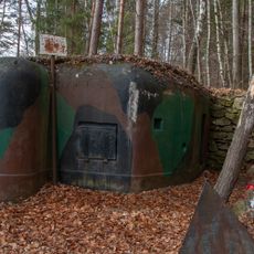 H-33/21/B2-100 light pillbox