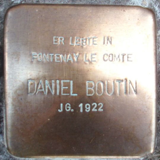 Stolperstein en memoria de Daniel Boutin