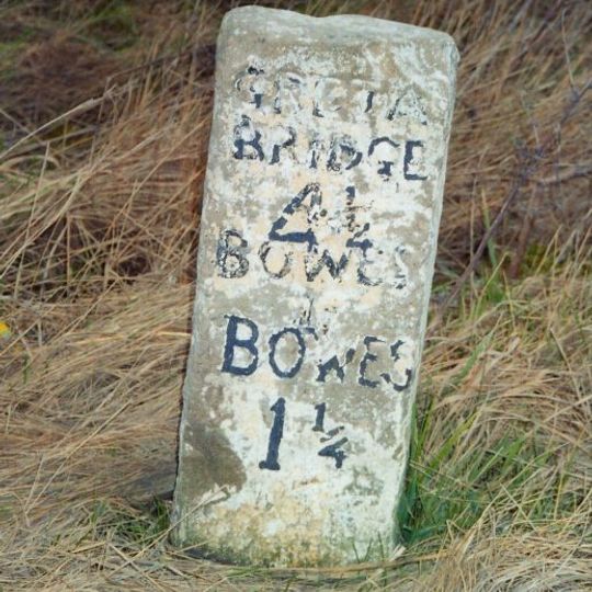Milestone, ExYN Huland Quarry, E of entrance