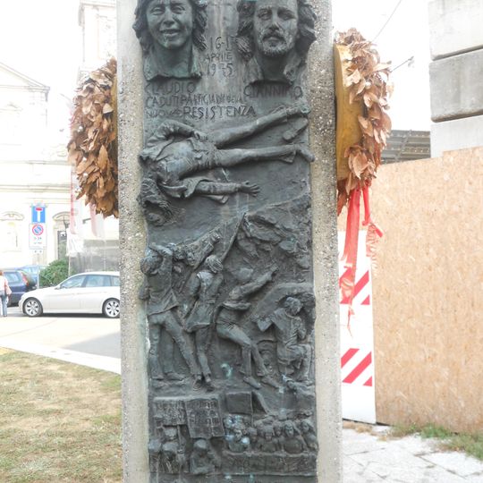 Monument to Varalli and Zibecchi