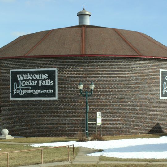Cedar Falls Ice House