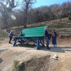 Panchina gigante (Riva di Solto)