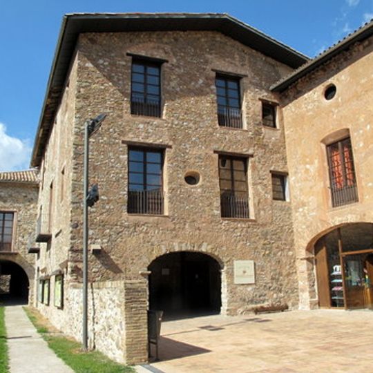 Palau dels Barons de Pinós