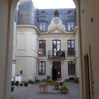 Hôtel Pourfour du Petit