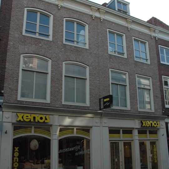 Huis met lijstgevel