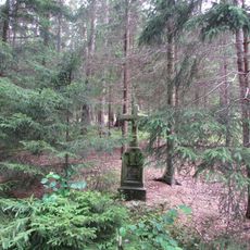 Kříž pod Holým kopcem severně od Čelistné