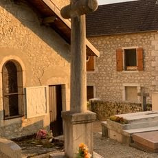 Cemetery cross of Lavours