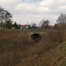 Straßenbrücke über die Bahnstrecke in Neubodenbach