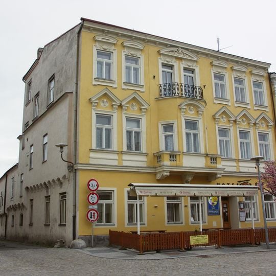 Náměstí Míru 482